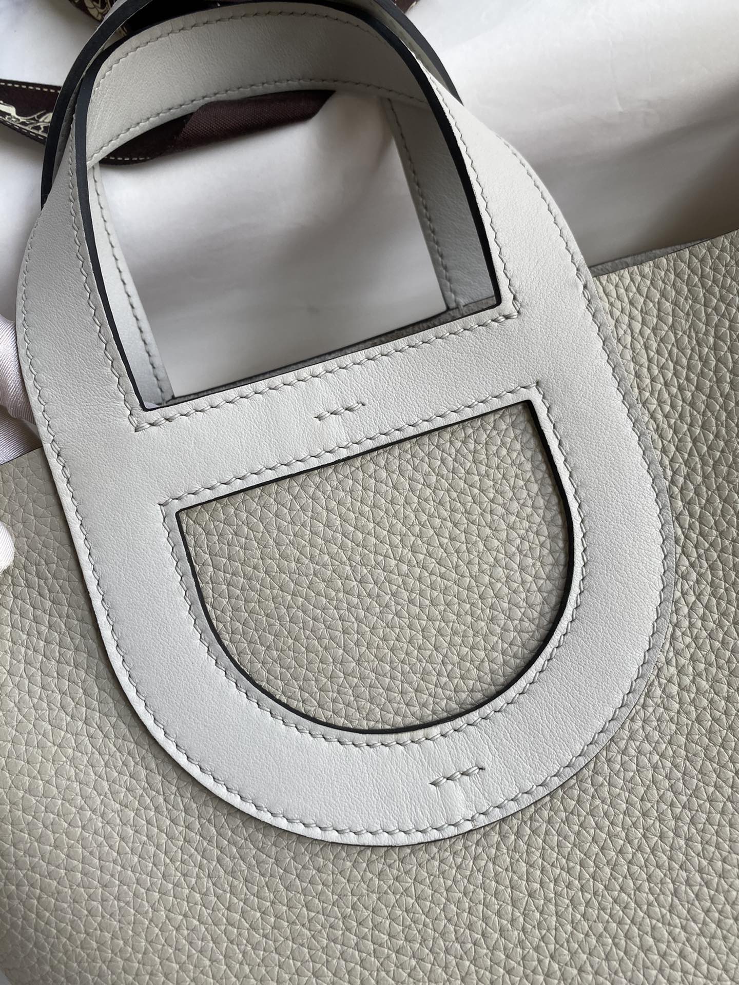 Hermes In The Loop 18 Bag In Pearl Grey Clemence Leather